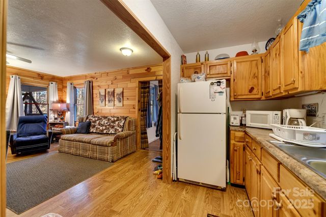 109 Hog Cove Road, Sylva, NC 28779