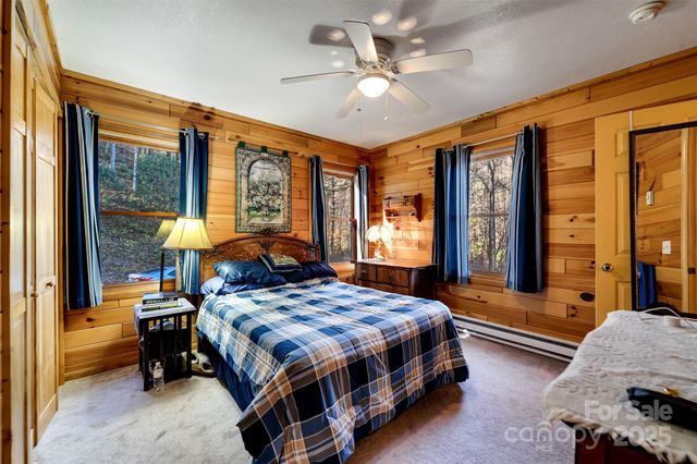 109 Hog Cove Road, Sylva, NC 28779