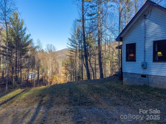 109 Hog Cove Road, Sylva, NC 28779