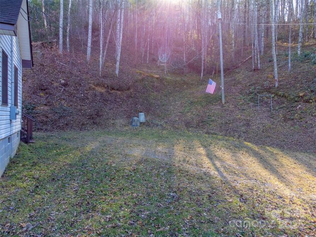 109 Hog Cove Road, Sylva, NC 28779