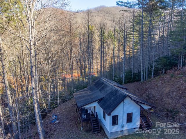 109 Hog Cove Road, Sylva, NC 28779