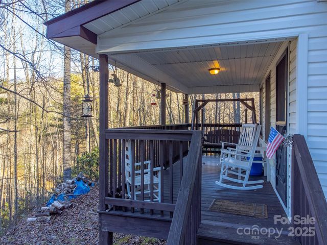 109 Hog Cove Road, Sylva, NC 28779