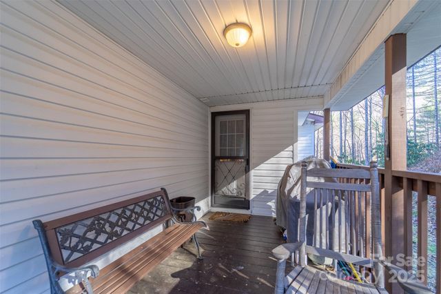 109 Hog Cove Road, Sylva, NC 28779