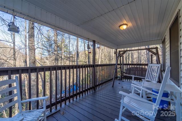109 Hog Cove Road, Sylva, NC 28779