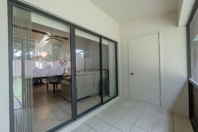 2054 SW Silver Pine Way 123d, Palm City, FL 34990