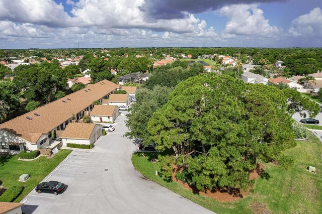 2054 SW Silver Pine Way 123d, Palm City, FL 34990