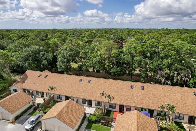 2054 SW Silver Pine Way 123d, Palm City, FL 34990