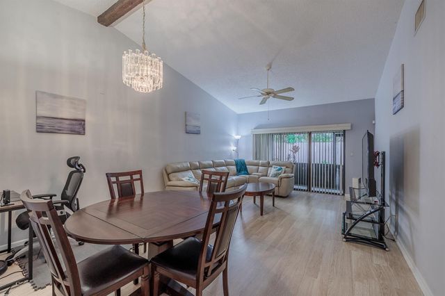 2054 SW Silver Pine Way 123d, Palm City, FL 34990