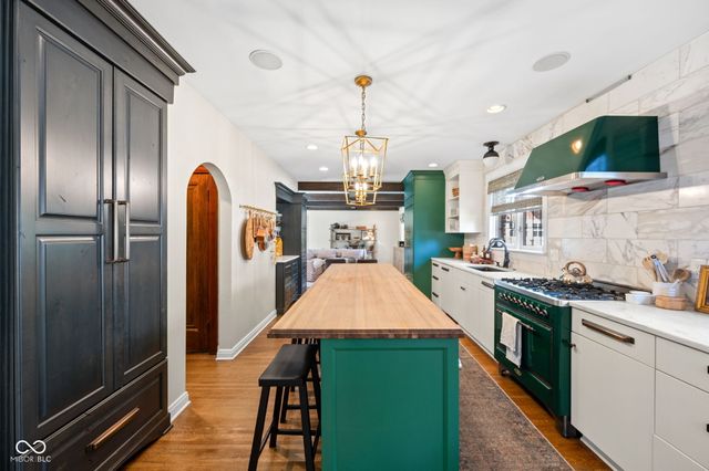 5344 N Pennsylvania Street, Indianapolis, IN 46220