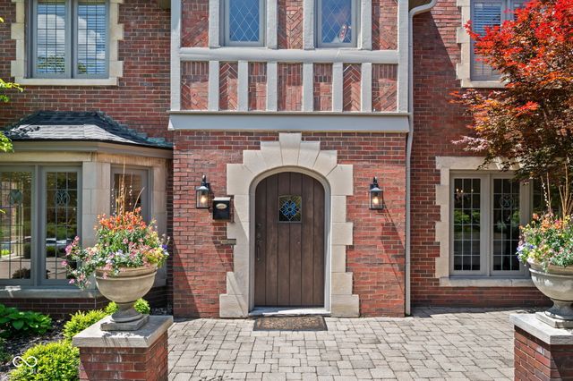 5344 N Pennsylvania Street, Indianapolis, IN 46220