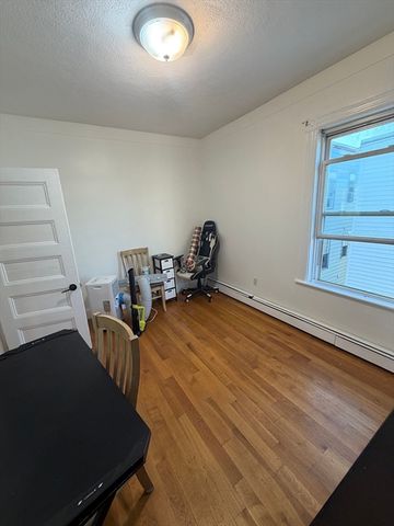 3 Spring Garden St. 3, Boston, MA 02125