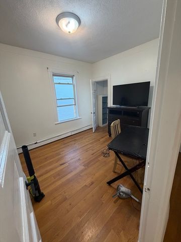 3 Spring Garden St. 3, Boston, MA 02125
