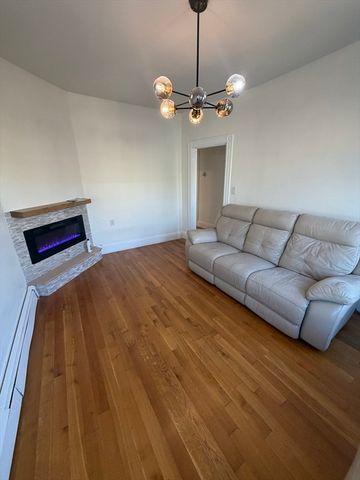 3 Spring Garden St. 3, Boston, MA 02125