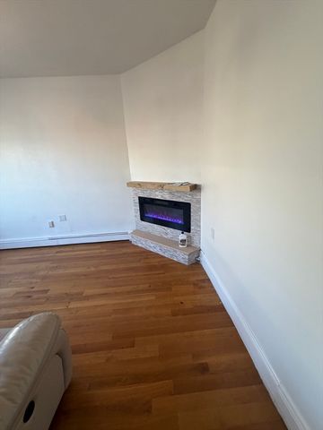 3 Spring Garden St. 3, Boston, MA 02125
