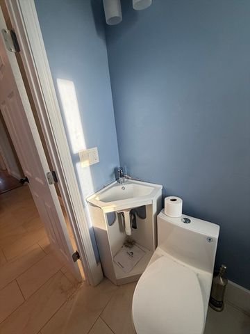 3 Spring Garden St. 3, Boston, MA 02125