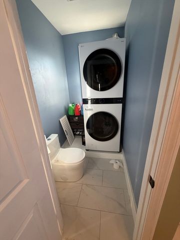 3 Spring Garden St. 3, Boston, MA 02125