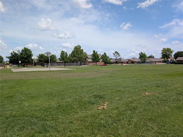 2817 Brompton Drive, Norman, OK 73072