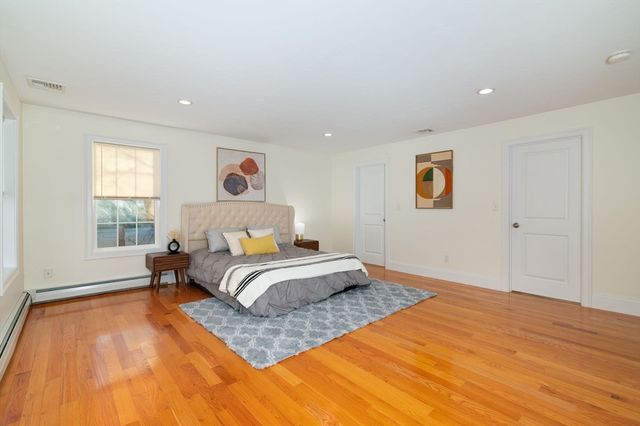 139 Randolph St, Weymouth, MA 02190