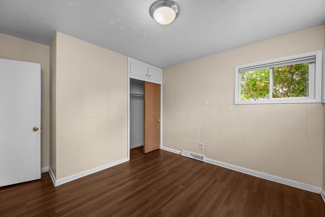 1904 N Oak Street, Bettendorf, IA 52722