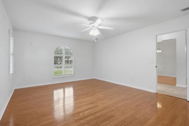 4720 INNISBROOK CT N, Elkton, FL 32033