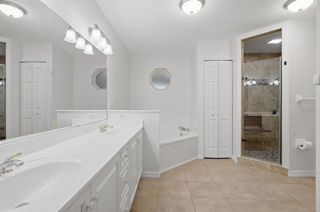 4720 INNISBROOK CT N, Elkton, FL 32033