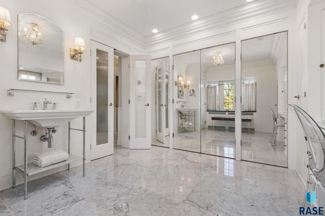 1 W Penmarch Pl Place, Sioux Falls, SD 57108