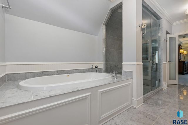 1 W Penmarch Pl Place, Sioux Falls, SD 57108