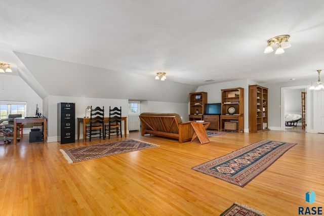 1 W Penmarch Pl Place, Sioux Falls, SD 57108