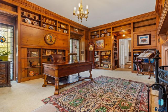 1 W Penmarch Pl Place, Sioux Falls, SD 57108