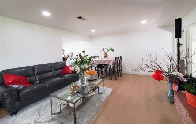 9862 Royal Palm, Garden Grove, CA 92841