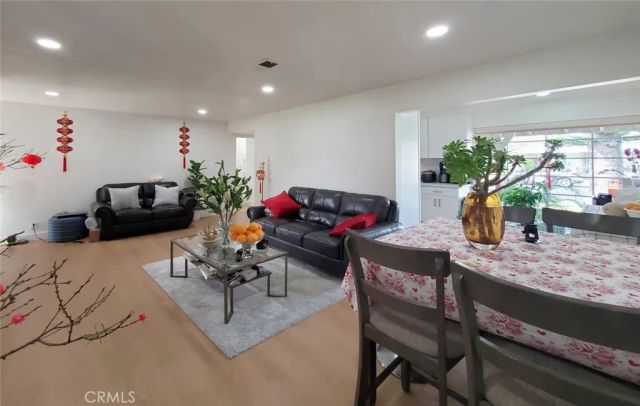 9862 Royal Palm, Garden Grove, CA 92841