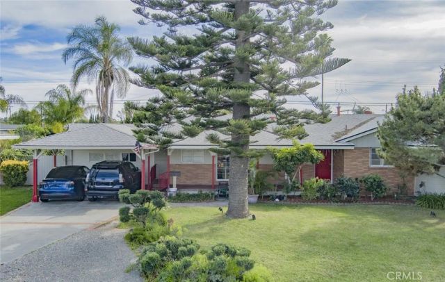9862 Royal Palm, Garden Grove, CA 92841