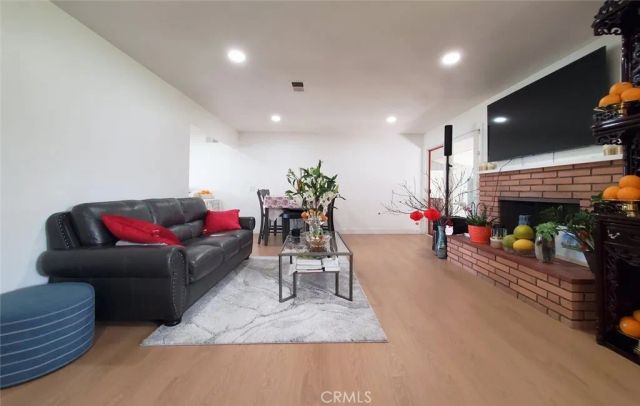 9862 Royal Palm, Garden Grove, CA 92841