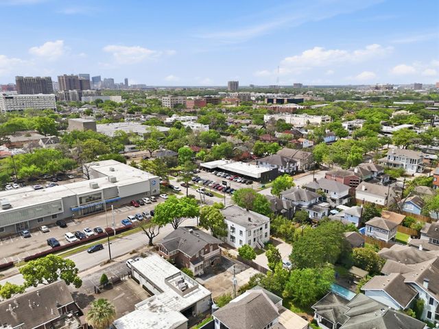 626 W Alabama Street, Houston, TX 77006