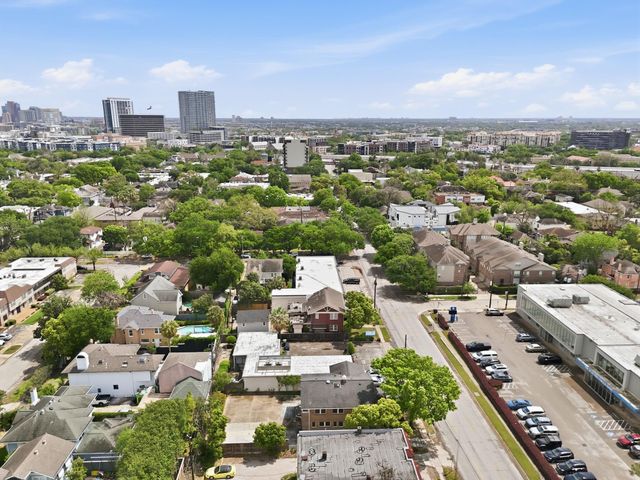 626 W Alabama Street, Houston, TX 77006