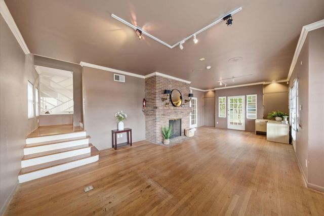 626 W Alabama Street, Houston, TX 77006