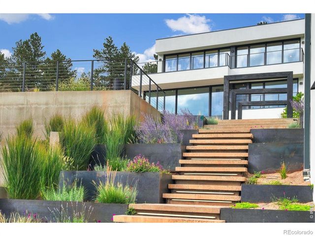 228 Lion Point, Boulder, CO 80302