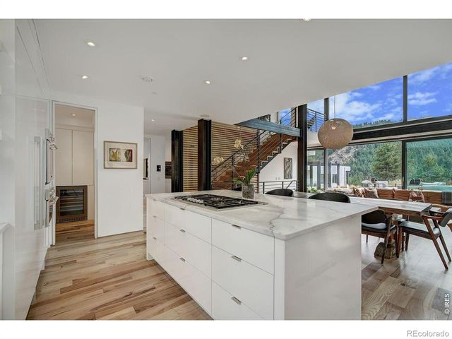 228 Lion Point, Boulder, CO 80302