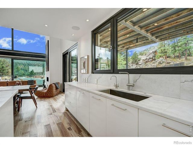 228 Lion Point, Boulder, CO 80302