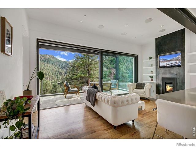 228 Lion Point, Boulder, CO 80302