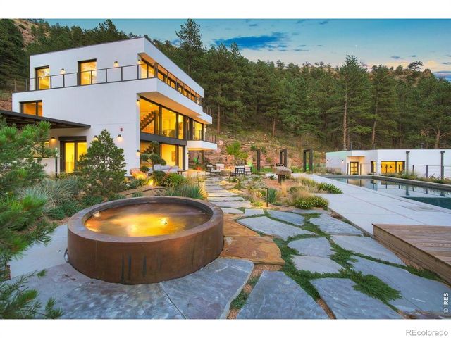 228 Lion Point, Boulder, CO 80302