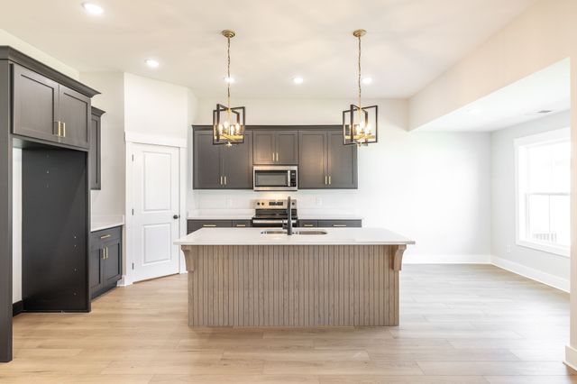 2130 Rylee Way, Greenbrier, TN 37073
