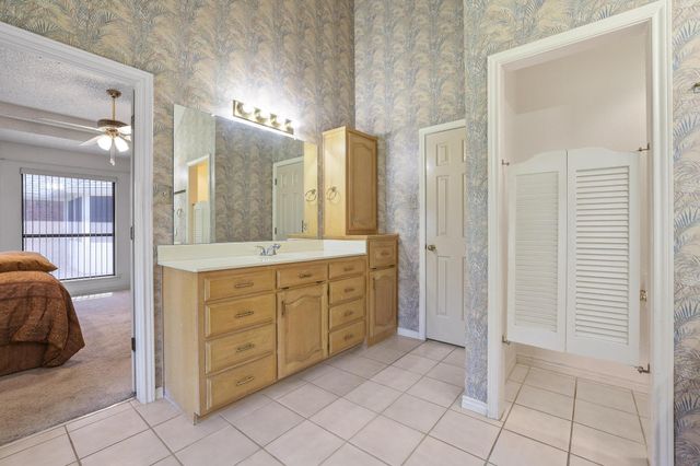 4201 Spurwood Drive, Carrollton, TX 75010
