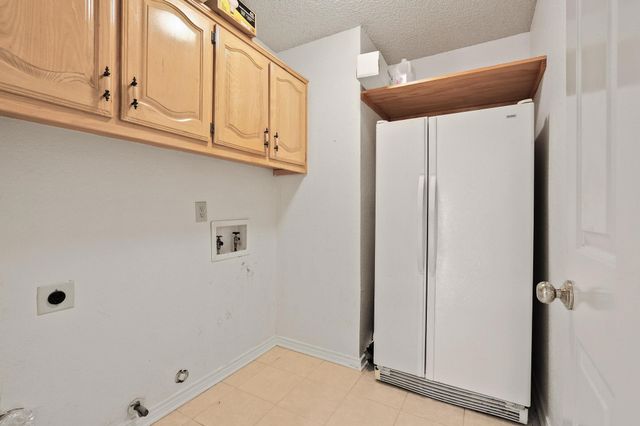 4201 Spurwood Drive, Carrollton, TX 75010