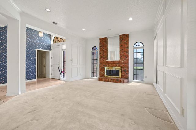 4201 Spurwood Drive, Carrollton, TX 75010