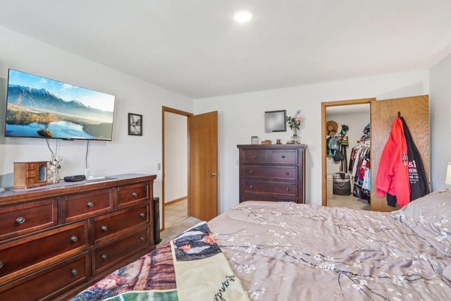 209-211 Buechner Drive, Mount Horeb, WI 53572