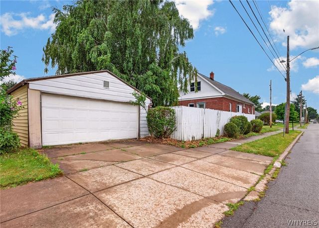 483 Reiman Street, Cheektowaga, NY 14212