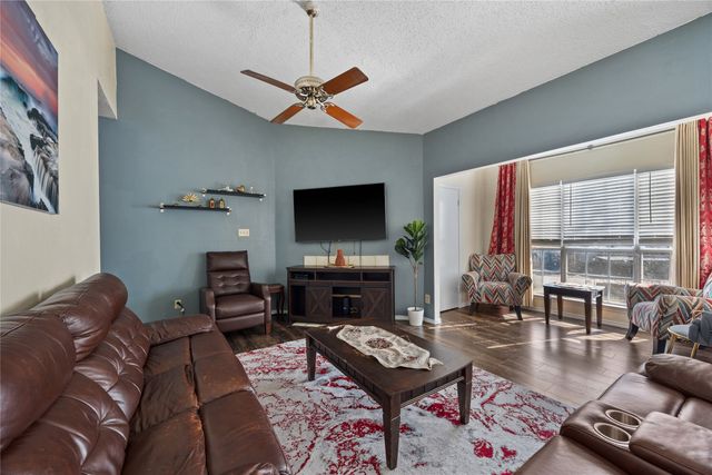 4115 Esters Road 710, Irving, TX 75038