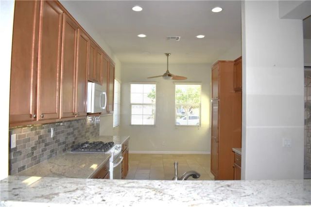 19484 Biltmore Road, Apple Valley, CA 92308