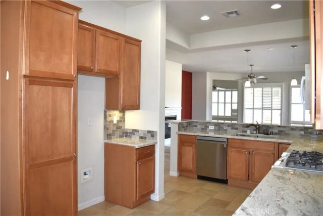 19484 Biltmore Road, Apple Valley, CA 92308